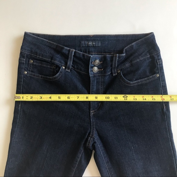Jessica Simpson Cropped Jeans - Picture 15 of 16